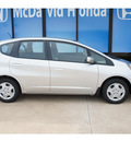 honda fit 2013 silver hatchback gasoline 4 cylinders front wheel drive automatic 77034