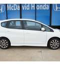 honda fit 2013 white hatchback sport gasoline 4 cylinders front wheel drive automatic 77034