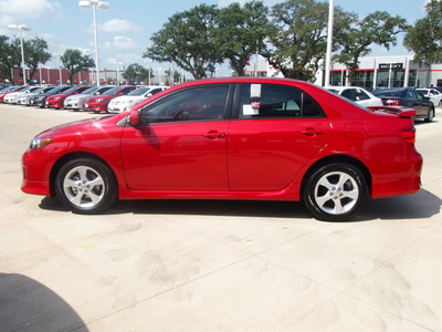 toyota corolla 2013 red sedan s gasoline 4 cylinders front wheel drive automatic 78232