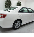 toyota camry 2012 white sedan se gasoline 4 cylinders front wheel drive not specified 91731