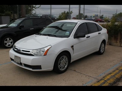 ford focus 2008 white sedan se gasoline 4 cylinders front wheel drive automatic 75041