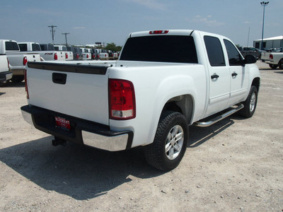 gmc sierra 1500 2010 white sle flex fuel 8 cylinders 4 wheel drive automatic 76234