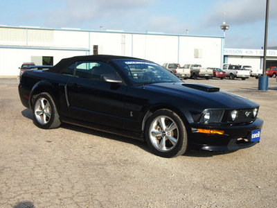 ford mustang 2007 black gt deluxe gasoline 8 cylinders rear wheel drive automatic 78861