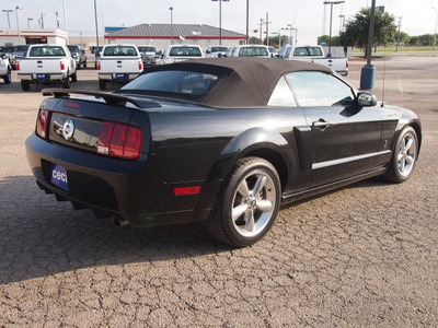 ford mustang 2007 black gt deluxe gasoline 8 cylinders rear wheel drive automatic 78861