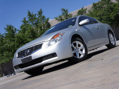 nissan altima 2008 silver coupe 2 5 s gasoline 4 cylinders front wheel drive automatic 76108