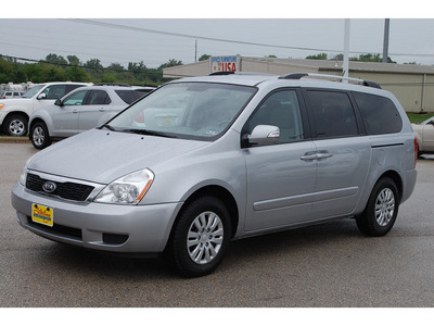 kia sedona 2011 silver van lx gasoline 6 cylinders front wheel drive automatic with overdrive 77802