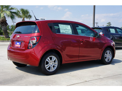 chevrolet sonic 2012 red hatchback lt gasoline 4 cylinders front wheel drive automatic 77090