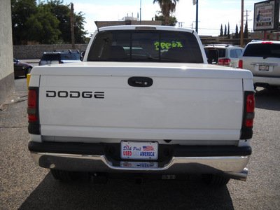 dodge ram 2500 2001 white pickup truck diesel 6 cylinders rear wheel drive automatic 79925