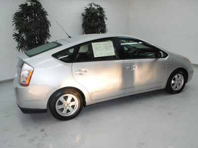 toyota prius 2008 silver hatchback hybrid 4 cylinders front wheel drive automatic 91731