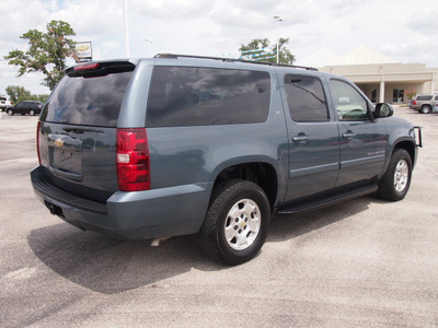 chevrolet suburban 2008 blue suv lt 1500 gasoline 8 cylinders 2 wheel drive automatic 78016