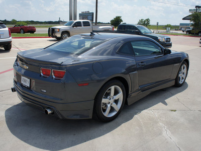 chevrolet camaro 2010 gray coupe lt gasoline 6 cylinders rear wheel drive automatic 76087