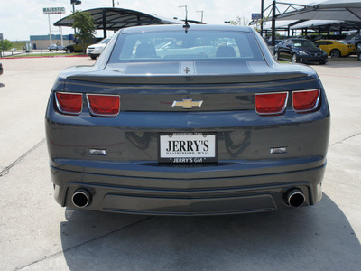 chevrolet camaro 2010 gray coupe lt gasoline 6 cylinders rear wheel drive automatic 76087