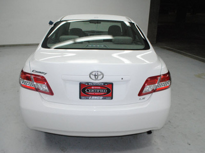 toyota camry 2010 white sedan le gasoline 4 cylinders front wheel drive automatic 91731