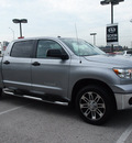 toyota tundra 2012 silver gasoline 8 cylinders 2 wheel drive automatic 76011