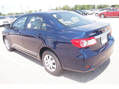 toyota corolla 2013 blue sedan gasoline 4 cylinders front wheel drive automatic 77074