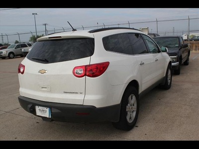 chevrolet traverse 2012 white suv lt w 1lt gasoline 6 cylinders front wheel drive 6 speed automatic 75041