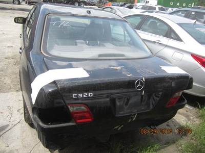 mercedes benz e320