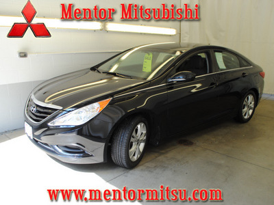 hyundai sonata 2011 black sedan gls pzev gasoline 4 cylinders front wheel drive automatic 44060