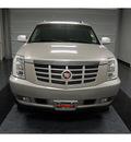 cadillac escalade 2007 gold suv gasoline 8 cylinders all whee drive automatic with overdrive 77630