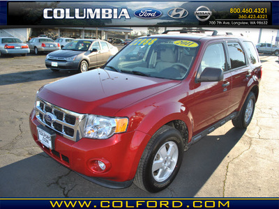 ford escape 2011 red suv xlt gasoline 4 cylinders all whee drive automatic 98632