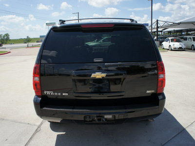 chevrolet tahoe 2009 black suv lt xfe flex fuel 8 cylinders 2 wheel drive automatic 76087