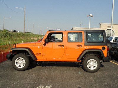 jeep wrangler unlimited 2013 suv sport gasoline 6 cylinders 4 wheel drive not specified 60915