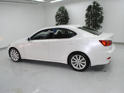 lexus is 250 2010 white sedan gasoline 6 cylinders rear wheel drive automatic 91731