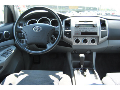 toyota tacoma 2008 white v6 gasoline 6 cylinders 4 wheel drive automatic with overdrive 77469