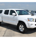 toyota tacoma 2008 white v6 gasoline 6 cylinders 4 wheel drive automatic with overdrive 77469
