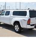 toyota tacoma 2008 white v6 gasoline 6 cylinders 4 wheel drive automatic with overdrive 77469