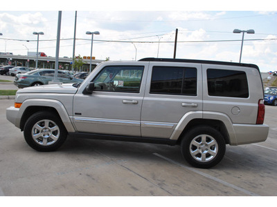 jeep commander 2007 silver suv 4x4 gasoline 6 cylinders 4 wheel drive automatic 78233