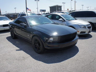 ford mustang 2007 black coupe gt deluxe gasoline 8 cylinders rear wheel drive 6 speed manual 75062