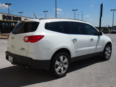 chevrolet traverse 2010 white suv ltz gasoline 6 cylinders front wheel drive automatic 76011