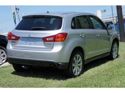 mitsubishi outlander 2013 quick silver es gasoline 4 cylinders front wheel drive automatic 77094