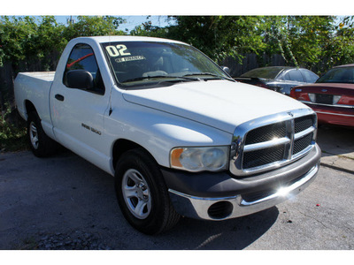 dodge ram 1500 2002 white pickup truck st gasoline 6 cylinders rear wheel drive automatic 77018