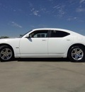dodge charger 2006 white sedan r t gasoline 8 cylinders rear wheel drive automatic 90241