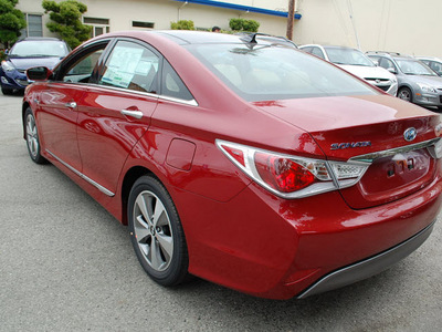 hyundai sonata hybrid 2012 red sedan hybrid 4 cylinders front wheel drive automatic 94010