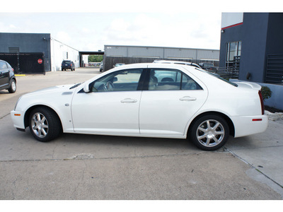 cadillac sts 2006 white sedan v8 gasoline 8 cylinders automatic 77034