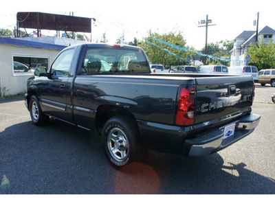 chevrolet silverado 1500 2004 dk  gray pickup truck gasoline 6 cylinders rear wheel drive 5 speed manual 07507