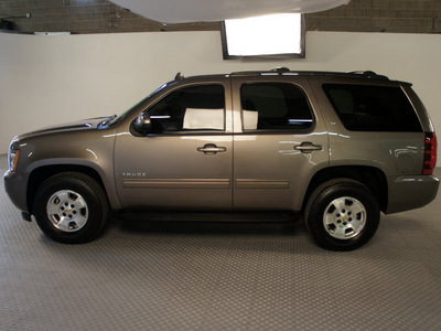 chevrolet tahoe 2011 brown suv lt flex fuel 8 cylinders 2 wheel drive automatic 75219