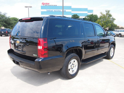 chevrolet suburban 2012 black suv lt 1500 flex fuel 8 cylinders 2 wheel drive automatic 78130