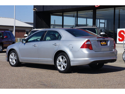 ford fusion 2012 silver sedan se gasoline 4 cylinders front wheel drive automatic 79109