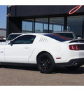 ford mustang 2012 white coupe gt gasoline 8 cylinders rear wheel drive 6 speed manual 79109