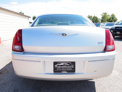 chrysler 300 2006 silver sedan touring gasoline 6 cylinders rear wheel drive automatic 75057