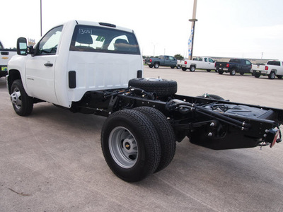 chevrolet silverado 3500hd cc 2013 white work truck gasoline 8 cylinders 4 wheel drive automatic 78155