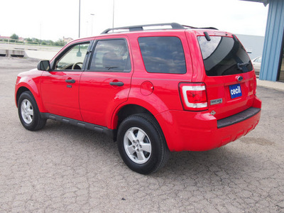 ford escape 2009 red suv xlt gasoline 4 cylinders front wheel drive automatic 78861