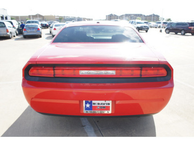 dodge challenger 2010 dk  red coupe se gasoline 6 cylinders rear wheel drive automatic 77034