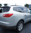 chevrolet traverse 2012 silver suv gasoline 6 cylinders front wheel drive automatic 33177