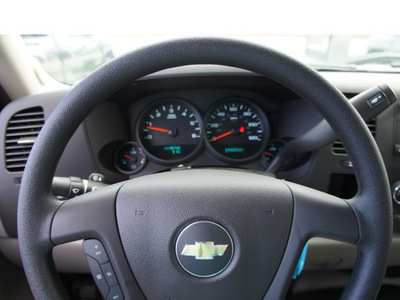 chevrolet silverado 1500 2013 gray pickup truck gasoline v6 2 wheel drive automatic 33177