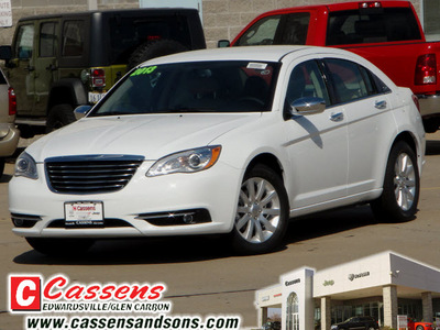 chrysler 200 2013 white sedan limited flex fuel 6 cylinders front wheel drive automatic 62034